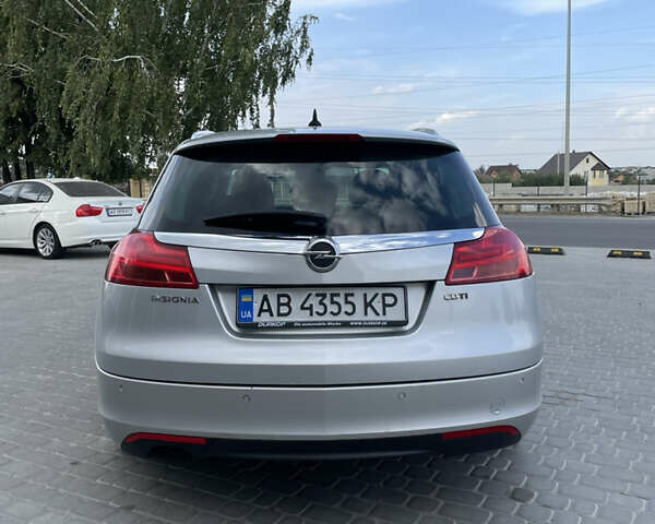 Серый Опель Инсигния, объемом двигателя 2 л и пробегом 219 тыс. км за 7800 $, фото 9 на Automoto.ua