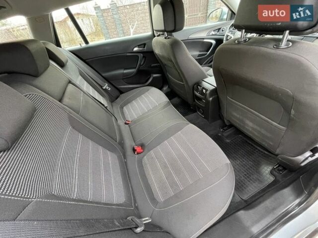 Серый Опель Инсигния, объемом двигателя 2 л и пробегом 220 тыс. км за 7250 $, фото 49 на Automoto.ua