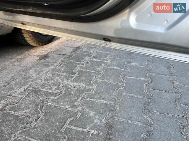 Серый Опель Инсигния, объемом двигателя 1.96 л и пробегом 253 тыс. км за 5999 $, фото 8 на Automoto.ua