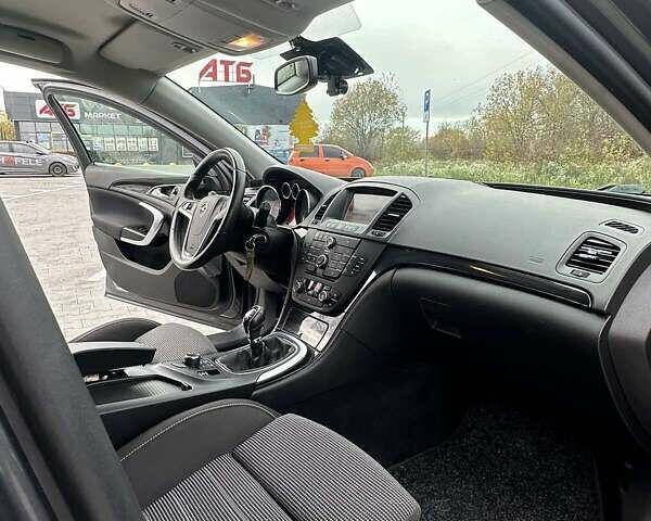 Серый Опель Инсигния, объемом двигателя 1.96 л и пробегом 218 тыс. км за 7600 $, фото 3 на Automoto.ua