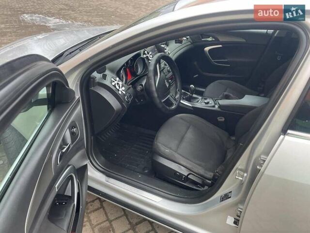 Серый Опель Инсигния, объемом двигателя 1.96 л и пробегом 270 тыс. км за 7200 $, фото 12 на Automoto.ua