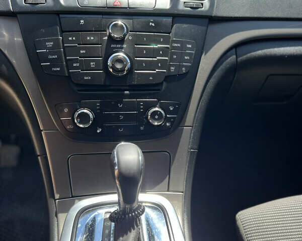 Серый Опель Инсигния, объемом двигателя 1.96 л и пробегом 251 тыс. км за 8150 $, фото 15 на Automoto.ua