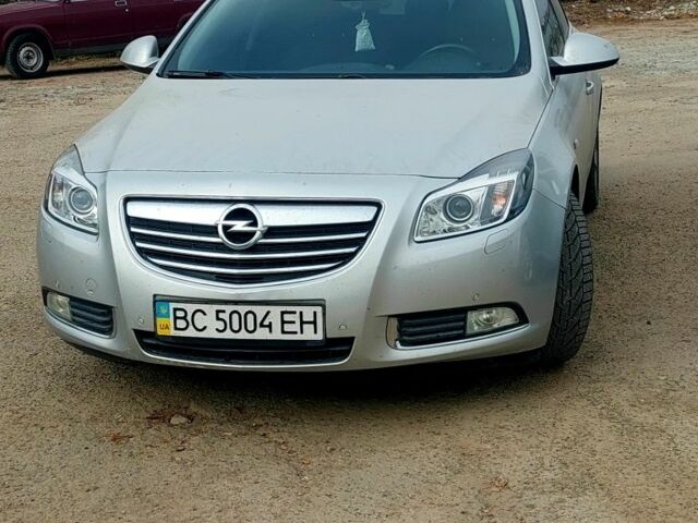 Серый Опель Инсигния, объемом двигателя 2 л и пробегом 282 тыс. км за 7400 $, фото 4 на Automoto.ua