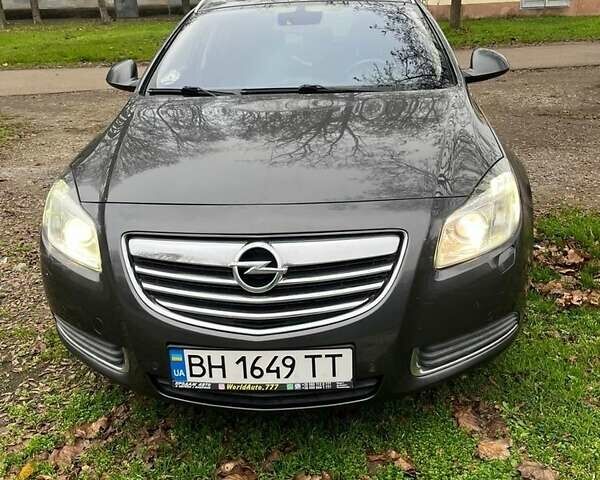 Серый Опель Инсигния, объемом двигателя 2 л и пробегом 299 тыс. км за 6700 $, фото 7 на Automoto.ua