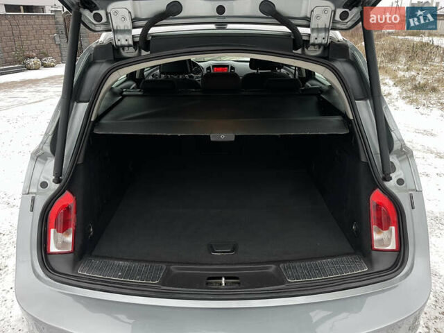 Серый Опель Инсигния, объемом двигателя 2 л и пробегом 219 тыс. км за 7650 $, фото 89 на Automoto.ua