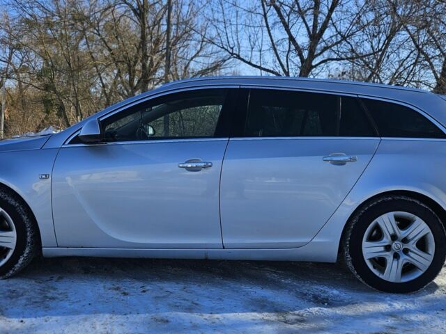 Сірий Опель Інсігнія, об'ємом двигуна 2 л та пробігом 380 тис. км за 3787 $, фото 1 на Automoto.ua