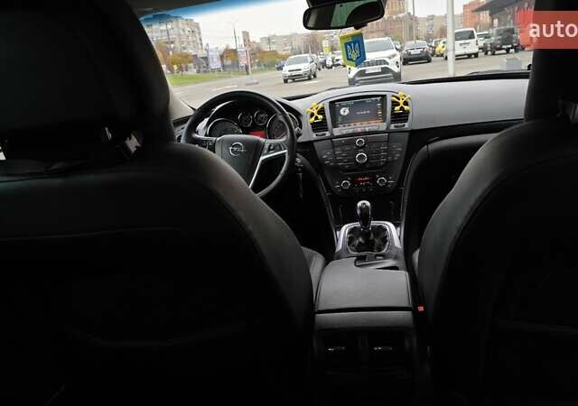 Серый Опель Инсигния, объемом двигателя 1.96 л и пробегом 235 тыс. км за 8000 $, фото 17 на Automoto.ua