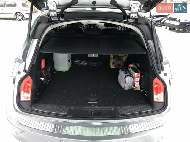 Сірий Опель Інсігнія, об'ємом двигуна 1.96 л та пробігом 234 тис. км за 7700 $, фото 36 на Automoto.ua