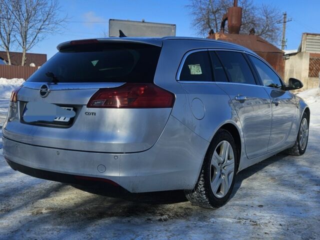 Сірий Опель Інсігнія, об'ємом двигуна 2 л та пробігом 380 тис. км за 3787 $, фото 3 на Automoto.ua