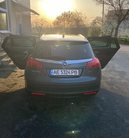 Серый Опель Инсигния, объемом двигателя 2 л и пробегом 310 тыс. км за 8500 $, фото 14 на Automoto.ua