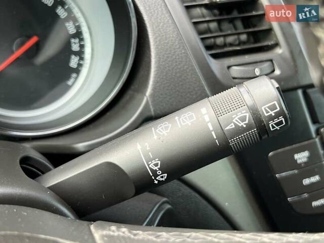 Серый Опель Инсигния, объемом двигателя 2 л и пробегом 249 тыс. км за 6999 $, фото 17 на Automoto.ua