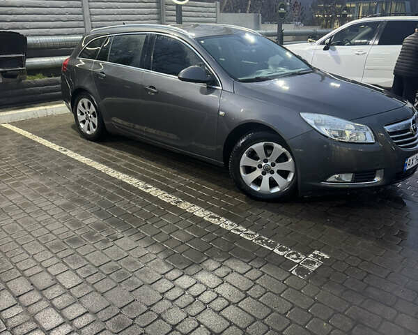 Серый Опель Инсигния, объемом двигателя 2 л и пробегом 237 тыс. км за 8299 $, фото 12 на Automoto.ua