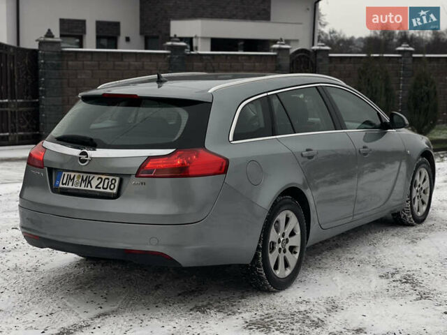 Серый Опель Инсигния, объемом двигателя 2 л и пробегом 219 тыс. км за 7650 $, фото 5 на Automoto.ua