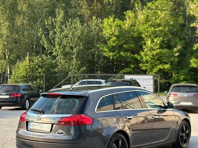 Сірий Опель Інсігнія, об'ємом двигуна 2 л та пробігом 210 тис. км за 7100 $, фото 8 на Automoto.ua