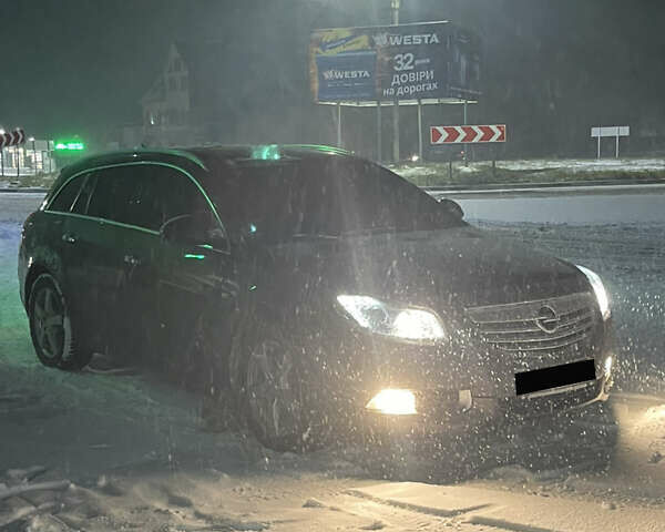 Серый Опель Инсигния, объемом двигателя 1.96 л и пробегом 360 тыс. км за 8500 $, фото 1 на Automoto.ua