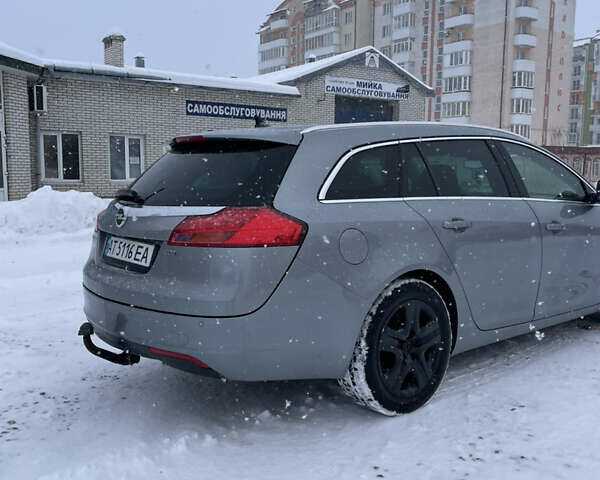 Серый Опель Инсигния, объемом двигателя 1.96 л и пробегом 390 тыс. км за 6300 $, фото 6 на Automoto.ua