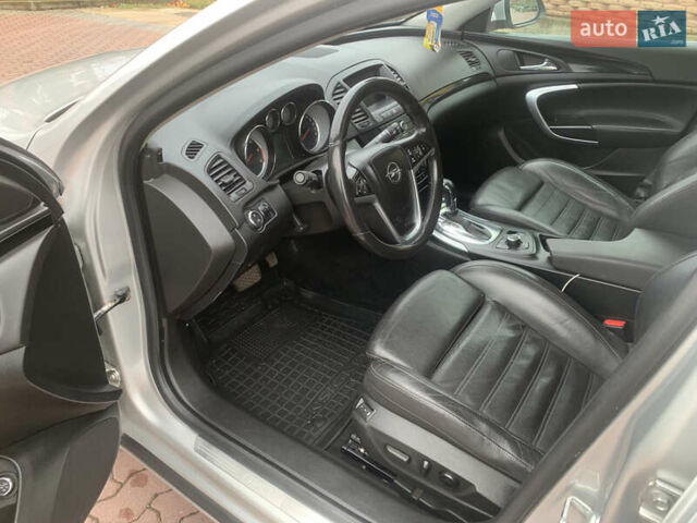Сірий Опель Інсігнія, об'ємом двигуна 2 л та пробігом 215 тис. км за 7350 $, фото 23 на Automoto.ua