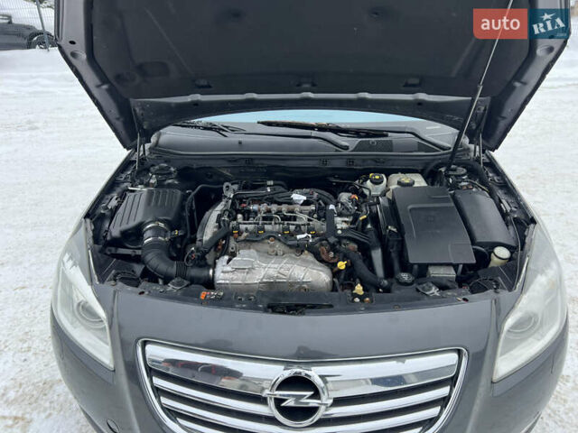 Серый Опель Инсигния, объемом двигателя 2 л и пробегом 280 тыс. км за 8700 $, фото 35 на Automoto.ua