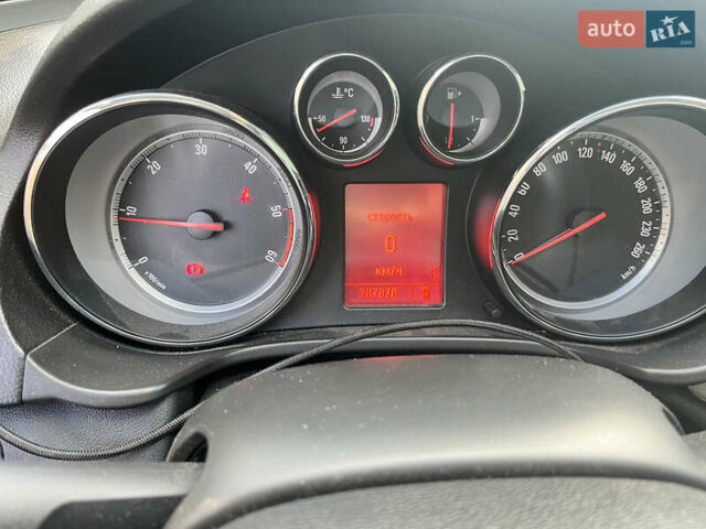 Серый Опель Инсигния, объемом двигателя 2 л и пробегом 287 тыс. км за 7400 $, фото 15 на Automoto.ua