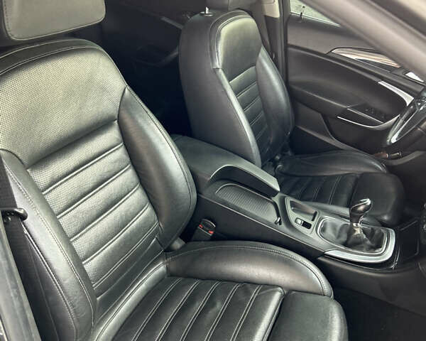 Сірий Опель Інсігнія, об'ємом двигуна 2 л та пробігом 256 тис. км за 7600 $, фото 9 на Automoto.ua