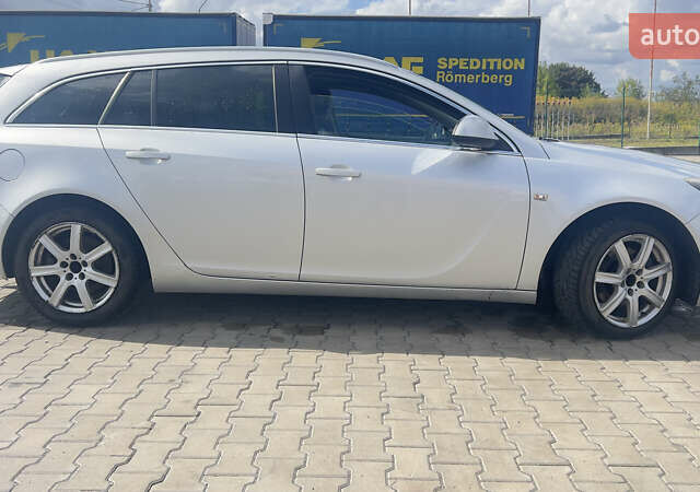 Серый Опель Инсигния, объемом двигателя 1.96 л и пробегом 216 тыс. км за 7300 $, фото 13 на Automoto.ua