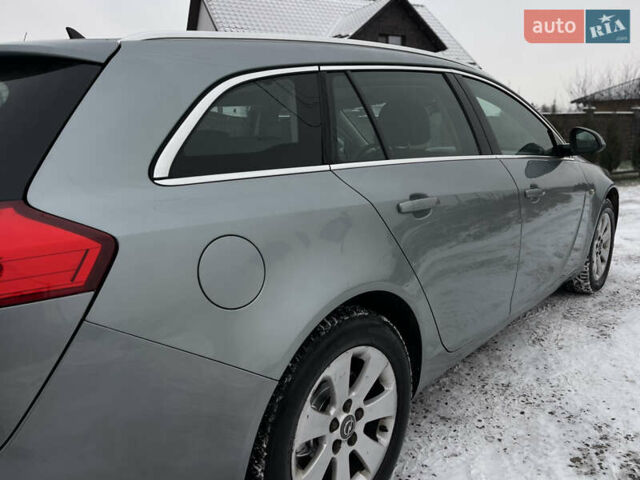 Серый Опель Инсигния, объемом двигателя 2 л и пробегом 219 тыс. км за 7650 $, фото 17 на Automoto.ua