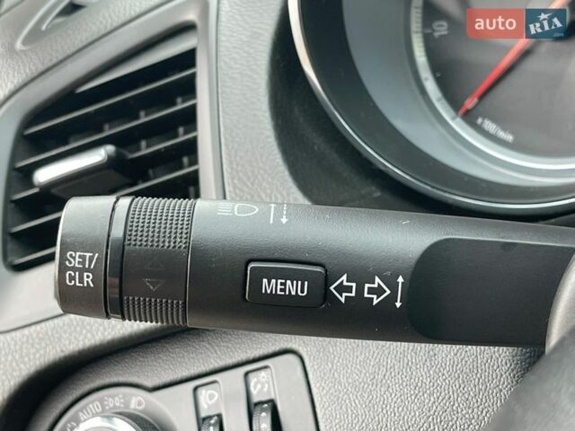 Серый Опель Инсигния, объемом двигателя 2 л и пробегом 220 тыс. км за 7250 $, фото 61 на Automoto.ua