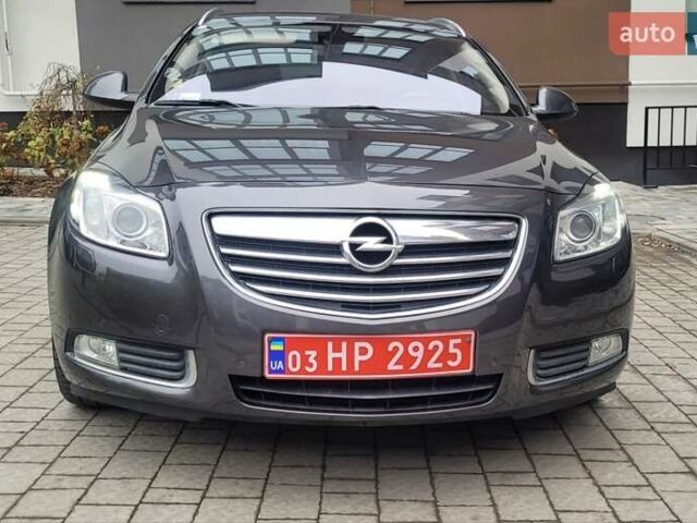 Сірий Опель Інсігнія, об'ємом двигуна 1.96 л та пробігом 214 тис. км за 8950 $, фото 11 на Automoto.ua