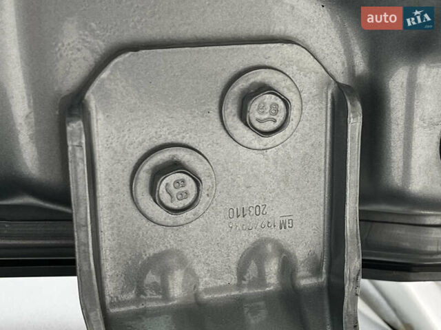 Серый Опель Инсигния, объемом двигателя 2 л и пробегом 219 тыс. км за 7650 $, фото 95 на Automoto.ua