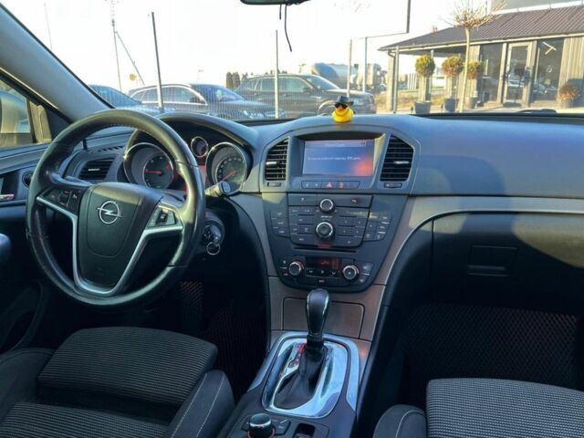 Серый Опель Инсигния, объемом двигателя 2 л и пробегом 323 тыс. км за 6300 $, фото 6 на Automoto.ua