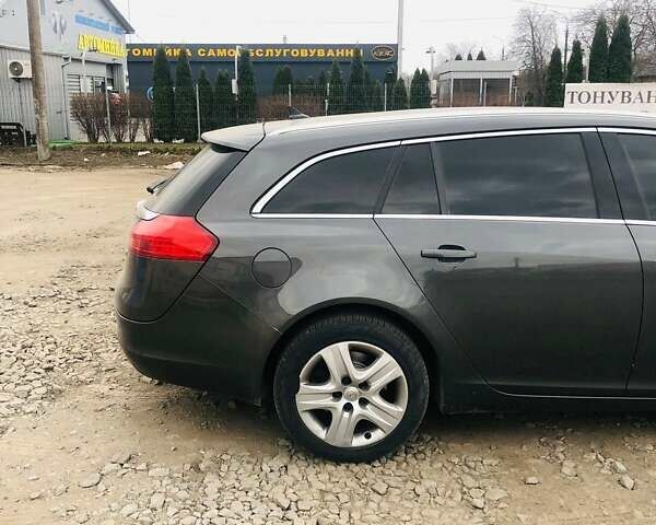 Серый Опель Инсигния, объемом двигателя 2 л и пробегом 320 тыс. км за 7850 $, фото 8 на Automoto.ua