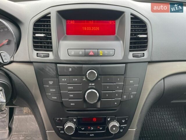 Серый Опель Инсигния, объемом двигателя 2 л и пробегом 220 тыс. км за 7250 $, фото 63 на Automoto.ua