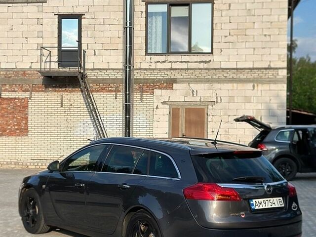 Сірий Опель Інсігнія, об'ємом двигуна 2 л та пробігом 210 тис. км за 7100 $, фото 10 на Automoto.ua