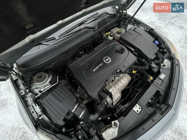 Серый Опель Инсигния, объемом двигателя 2 л и пробегом 219 тыс. км за 7650 $, фото 101 на Automoto.ua