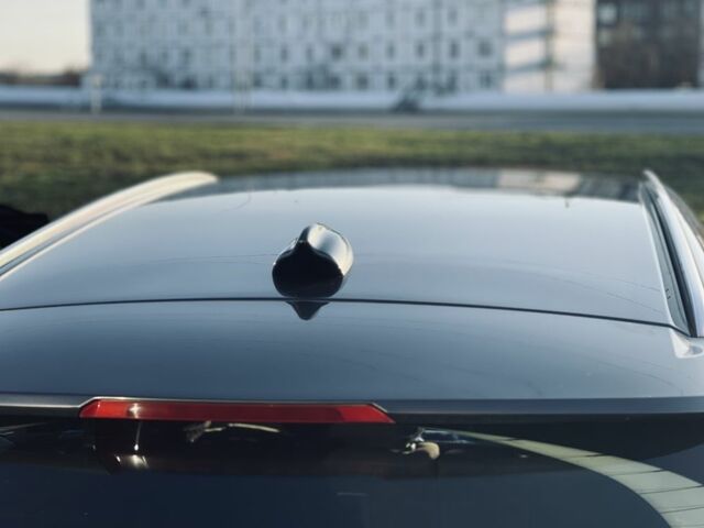 Серый Опель Инсигния, объемом двигателя 2 л и пробегом 3 тыс. км за 8000 $, фото 4 на Automoto.ua