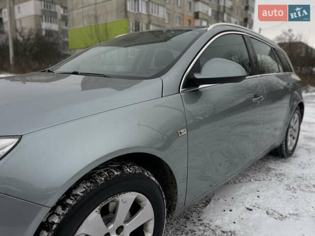 Серый Опель Инсигния, объемом двигателя 2 л и пробегом 219 тыс. км за 7650 $, фото 11 на Automoto.ua