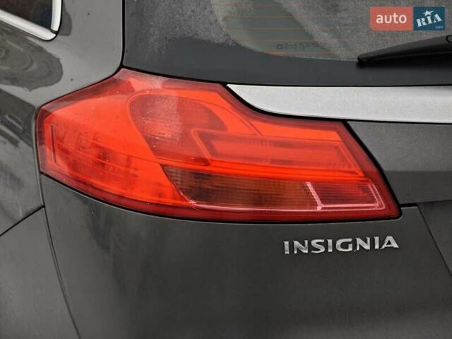 Серый Опель Инсигния, объемом двигателя 2 л и пробегом 240 тыс. км за 7990 $, фото 11 на Automoto.ua