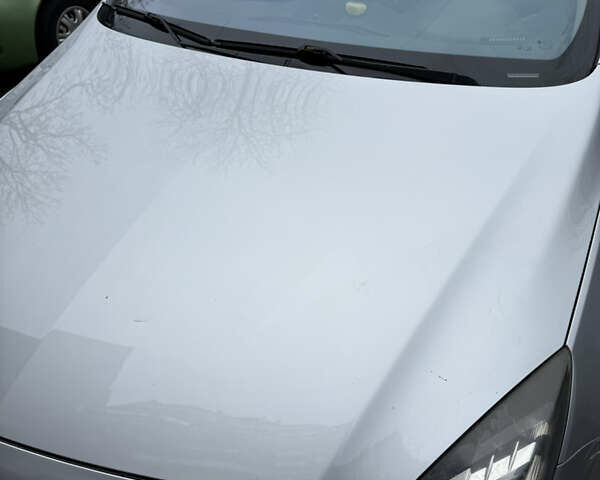 Серый Опель Инсигния, объемом двигателя 1.96 л и пробегом 303 тыс. км за 7400 $, фото 10 на Automoto.ua