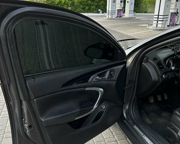 Сірий Опель Інсігнія, об'ємом двигуна 2 л та пробігом 256 тис. км за 7600 $, фото 16 на Automoto.ua