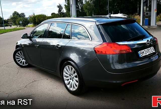 Сірий Опель Інсігнія, об'ємом двигуна 2 л та пробігом 265 тис. км за 8800 $, фото 1 на Automoto.ua