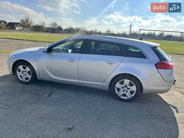 Серый Опель Инсигния, объемом двигателя 2 л и пробегом 287 тыс. км за 7400 $, фото 7 на Automoto.ua