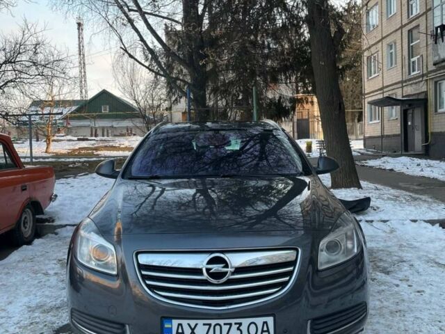 Сірий Опель Інсігнія, об'ємом двигуна 1.96 л та пробігом 284 тис. км за 8000 $, фото 5 на Automoto.ua