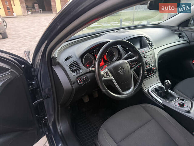 Серый Опель Инсигния, объемом двигателя 1.96 л и пробегом 241 тыс. км за 6450 $, фото 10 на Automoto.ua