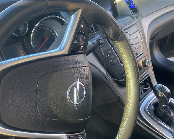 Сірий Опель Інсігнія, об'ємом двигуна 1.96 л та пробігом 227 тис. км за 6999 $, фото 18 на Automoto.ua