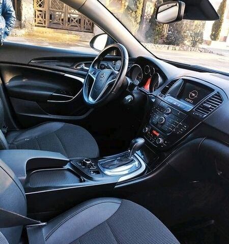 Серый Опель Инсигния, объемом двигателя 2 л и пробегом 310 тыс. км за 8500 $, фото 26 на Automoto.ua