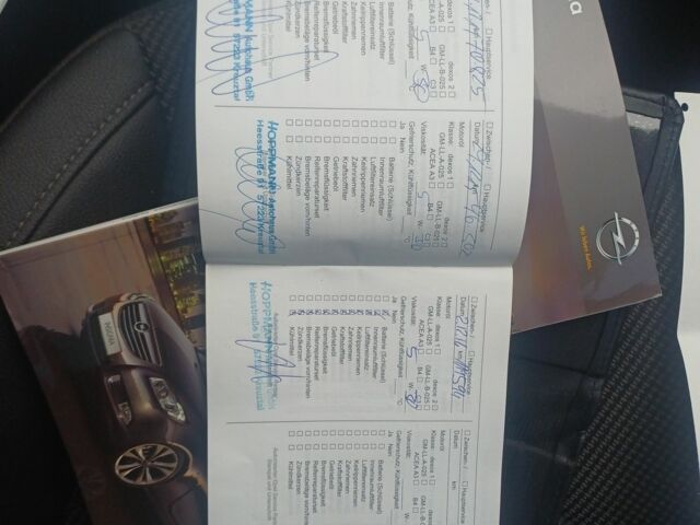 Сірий Опель Інсігнія, об'ємом двигуна 2 л та пробігом 261 тис. км за 6950 $, фото 7 на Automoto.ua