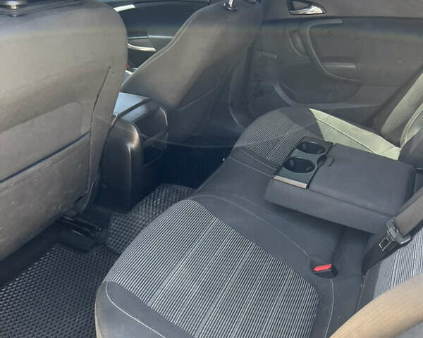 Серый Опель Инсигния, объемом двигателя 1.96 л и пробегом 251 тыс. км за 8150 $, фото 20 на Automoto.ua