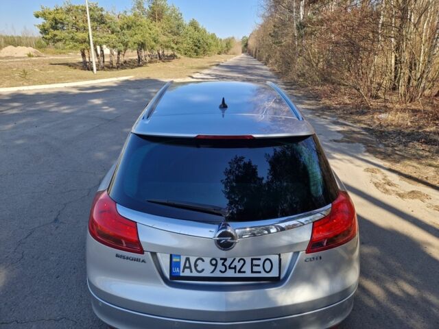 Серый Опель Инсигния, объемом двигателя 2 л и пробегом 266 тыс. км за 7999 $, фото 5 на Automoto.ua