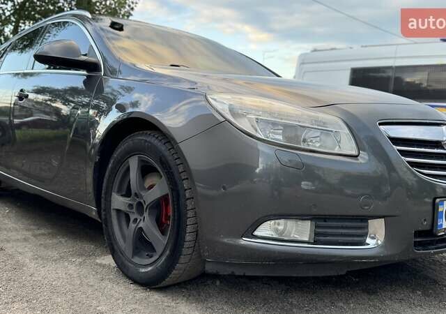 Серый Опель Инсигния, объемом двигателя 1.96 л и пробегом 287 тыс. км за 8500 $, фото 13 на Automoto.ua
