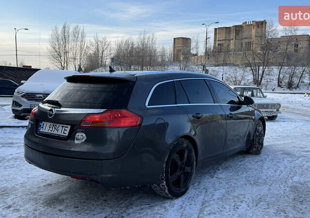 Серый Опель Инсигния, объемом двигателя 2 л и пробегом 292 тыс. км за 7300 $, фото 6 на Automoto.ua